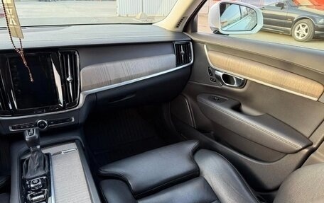 Volvo S90 II рестайлинг, 2021 год, 3 500 000 рублей, 19 фотография