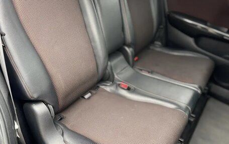 Honda Stream II, 2010 год, 900 000 рублей, 10 фотография
