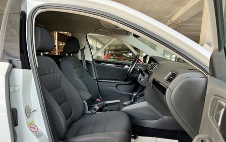 Volkswagen Jetta VI, 2018 год, 1 339 000 рублей, 12 фотография