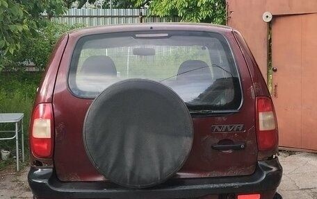 Chevrolet Niva I рестайлинг, 2005 год, 140 000 рублей, 2 фотография
