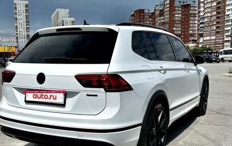 Volkswagen Tiguan II, 2020 год, 3 399 000 рублей, 8 фотография