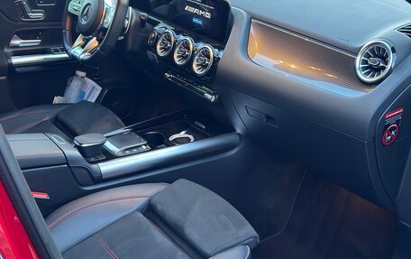 Mercedes-Benz GLA AMG, 2021 год, 4 700 000 рублей, 2 фотография
