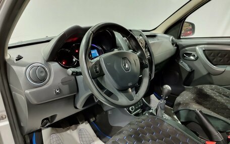 Renault Duster I рестайлинг, 2016 год, 750 000 рублей, 16 фотография