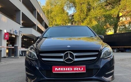 Mercedes-Benz B-Класс, 2016 год, 1 500 000 рублей, 1 фотография