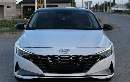 Hyundai Elantra, 2023 год, 1 550 000 рублей, 1 фотография