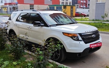Ford Explorer VI, 2015 год, 2 700 000 рублей, 5 фотография