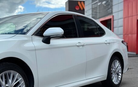 Toyota Camry, 2020 год, 2 690 000 рублей, 9 фотография