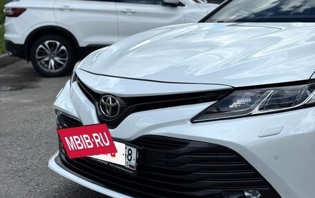 Toyota Camry, 2020 год, 2 690 000 рублей, 8 фотография
