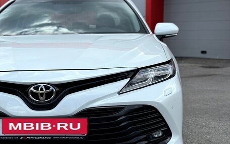 Toyota Camry, 2020 год, 2 690 000 рублей, 4 фотография