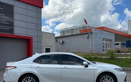 Toyota Camry, 2020 год, 2 690 000 рублей, 22 фотография