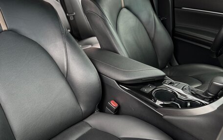 Toyota Camry, 2020 год, 2 690 000 рублей, 30 фотография