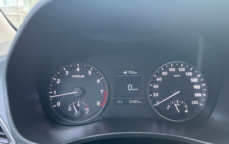 Hyundai Solaris II рестайлинг, 2018 год, 1 550 000 рублей, 2 фотография