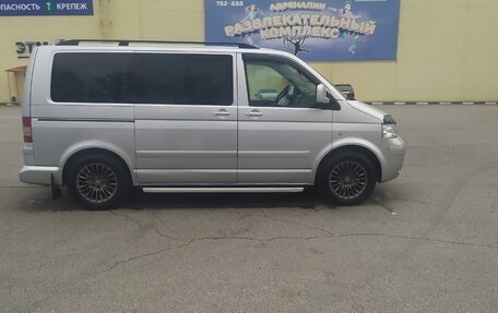 Volkswagen Multivan T5, 2008 год, 1 450 000 рублей, 2 фотография