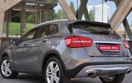 Mercedes-Benz GLA, 2015 год, 1 990 000 рублей, 2 фотография