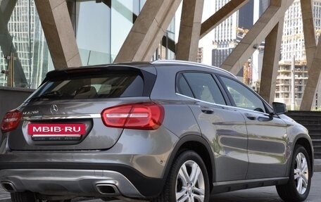 Mercedes-Benz GLA, 2015 год, 1 990 000 рублей, 14 фотография