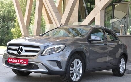 Mercedes-Benz GLA, 2015 год, 1 990 000 рублей, 10 фотография
