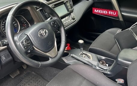 Toyota RAV4, 2014 год, 1 950 000 рублей, 4 фотография
