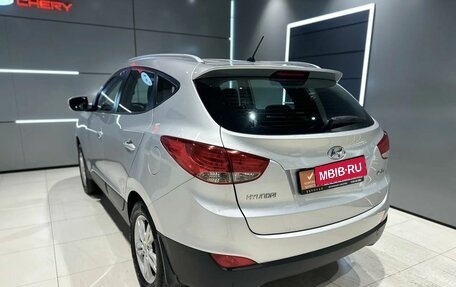 Hyundai ix35 I рестайлинг, 2010 год, 1 090 000 рублей, 3 фотография