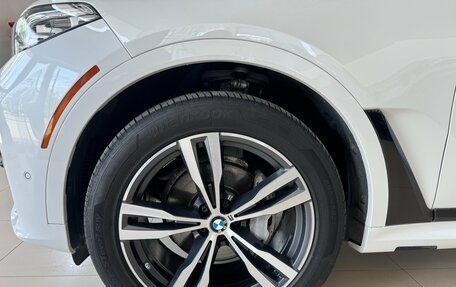 BMW X7, 2021 год, 7 650 000 рублей, 11 фотография