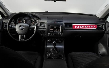 Volkswagen Touareg III, 2012 год, 2 249 000 рублей, 17 фотография
