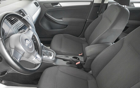 Volkswagen Jetta VI, 2012 год, 999 000 рублей, 8 фотография