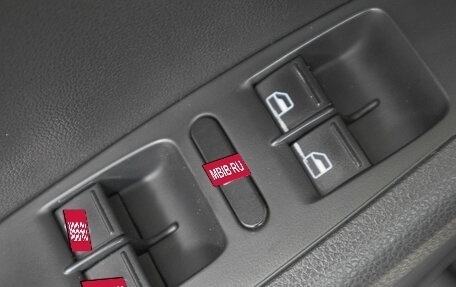 Volkswagen Jetta VI, 2012 год, 999 000 рублей, 20 фотография