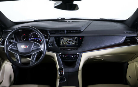 Cadillac XT5 I рестайлинг, 2017 год, 2 495 000 рублей, 13 фотография