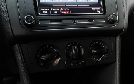 Volkswagen Polo VI (EU Market), 2018 год, 1 100 000 рублей, 20 фотография