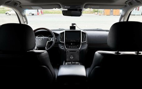 Toyota Land Cruiser 200, 2016 год, 5 250 000 рублей, 16 фотография