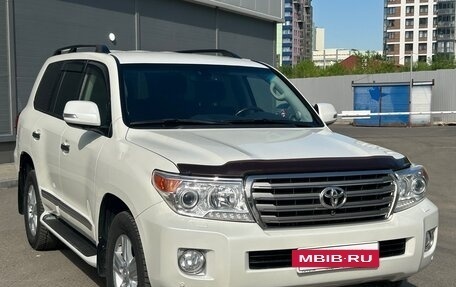 Toyota Land Cruiser 200, 2013 год, 3 990 000 рублей, 3 фотография
