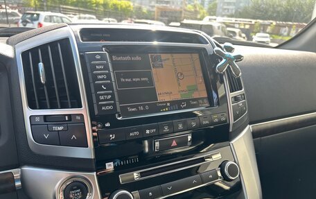 Toyota Land Cruiser 200, 2013 год, 3 990 000 рублей, 11 фотография