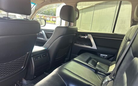 Toyota Land Cruiser 200, 2013 год, 3 990 000 рублей, 14 фотография