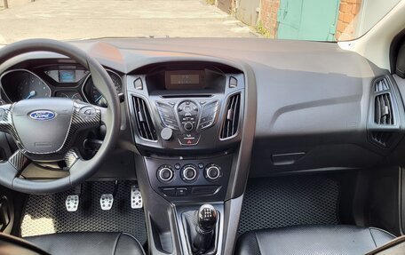 Ford Focus III, 2013 год, 970 000 рублей, 6 фотография