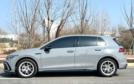 Volkswagen Golf VIII, 2023 год, 1 760 000 рублей, 8 фотография