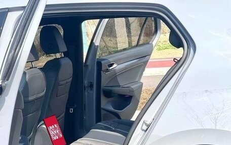 Volkswagen Golf VIII, 2023 год, 1 760 000 рублей, 12 фотография