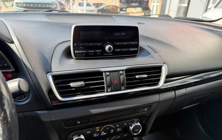 Mazda 3, 2014 год, 975 000 рублей, 18 фотография
