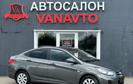 Hyundai Solaris II рестайлинг, 2011 год, 590 000 рублей, 3 фотография