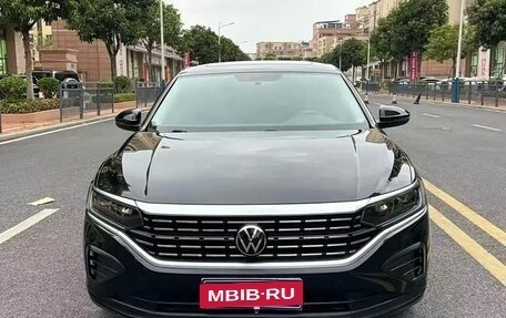 Volkswagen Passat B8 рестайлинг, 2023 год, 1 850 021 рублей, 2 фотография