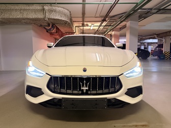 Maserati Ghibli M157 рестайлинг, 2021 год, 7 700 000 рублей, 1 фотография