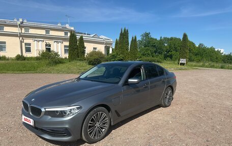 BMW 5 серия, 2019 год, 3 900 000 рублей, 2 фотография
