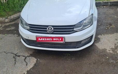 Volkswagen Polo VI (EU Market), 2018 год, 880 000 рублей, 1 фотография