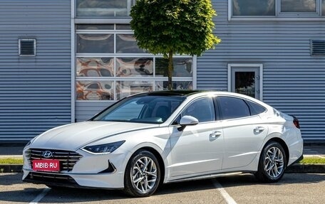 Hyundai Sonata VIII, 2021 год, 2 395 000 рублей, 1 фотография