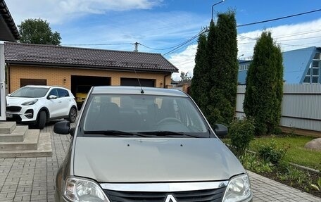Renault Logan I, 2010 год, 430 000 рублей, 2 фотография