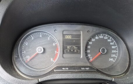 Volkswagen Polo VI (EU Market), 2018 год, 880 000 рублей, 7 фотография