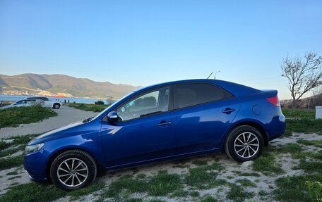 KIA Cerato III, 2010 год, 700 000 рублей, 3 фотография