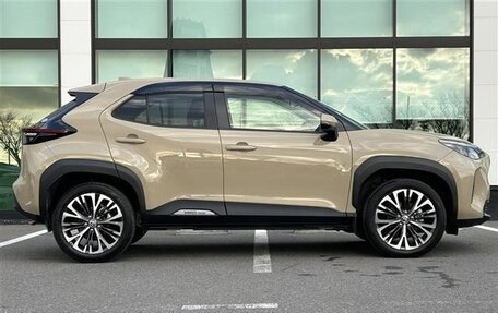 Toyota Yaris Cross, 2021 год, 1 270 000 рублей, 4 фотография