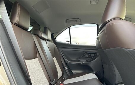 Toyota Yaris Cross, 2021 год, 1 270 000 рублей, 17 фотография