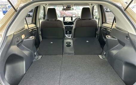 Toyota Yaris Cross, 2021 год, 1 270 000 рублей, 15 фотография