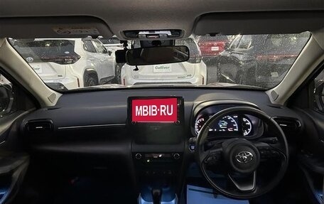 Toyota Yaris Cross, 2021 год, 1 270 000 рублей, 14 фотография