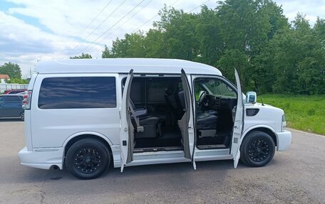 GMC Savana I, 2010 год, 3 450 000 рублей, 5 фотография